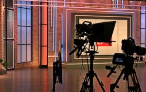 バラエティ番組の尾行演出はどこまで許されるのか？