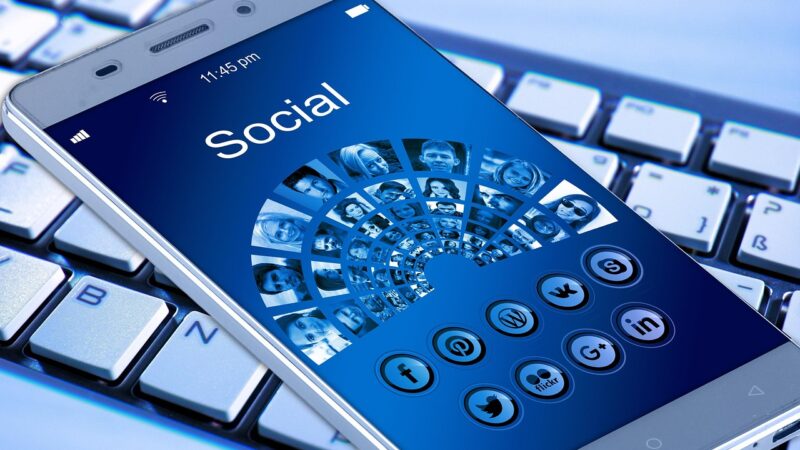 SNSでの発信は節度を失っているのではないか？